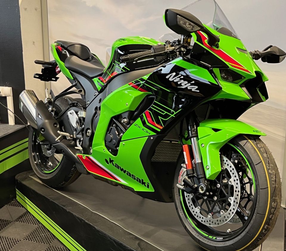 KAWASAKI ZX-10R 0