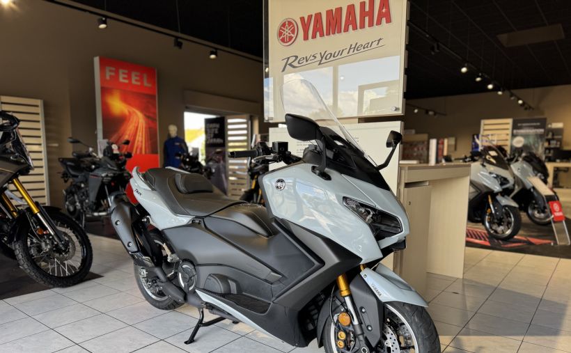 YAMAHA XP T-MAX 560 TECH MAX 1