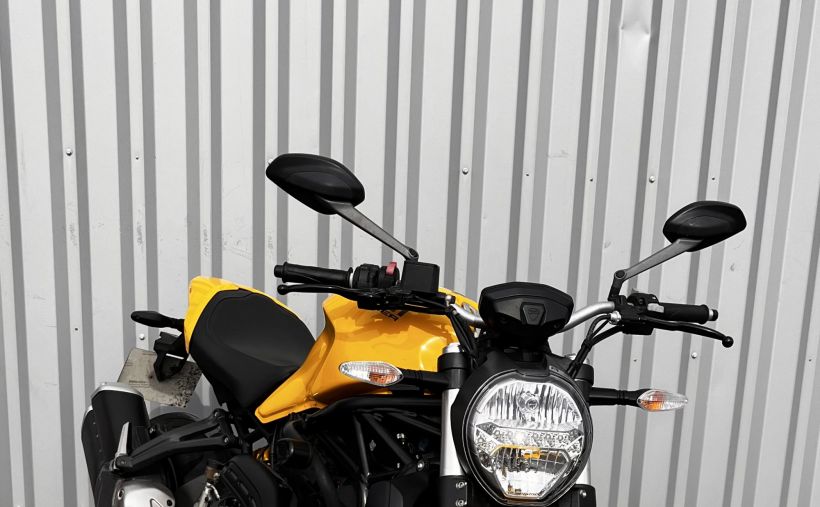 DUCATI MONSTER 821 6