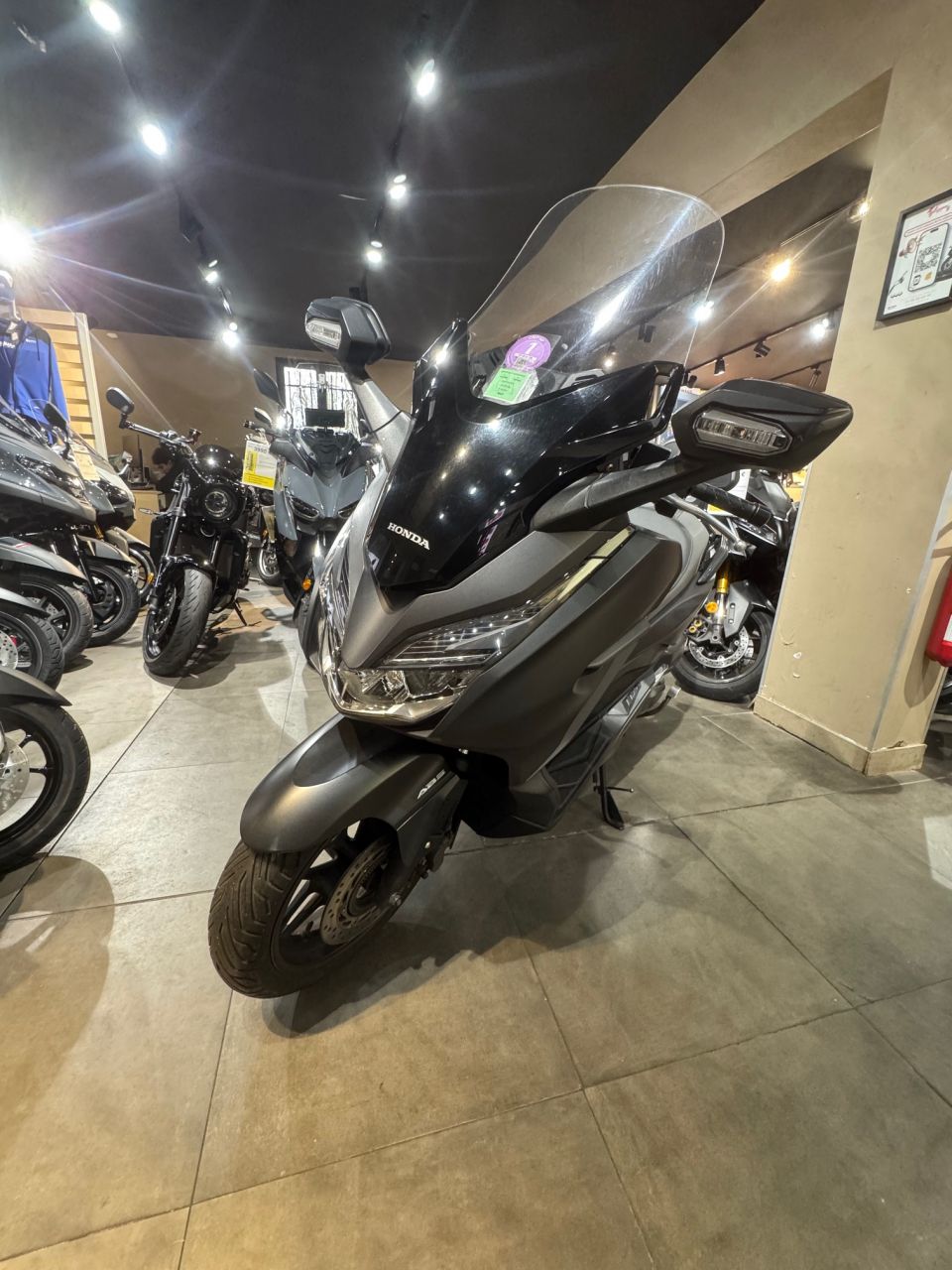 HONDA NSS FORZA 125 1