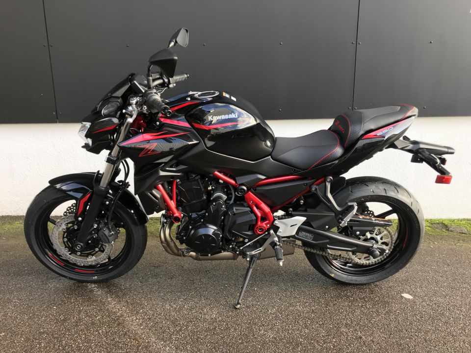 KAWASAKI Z 650 (47.5CV) 8