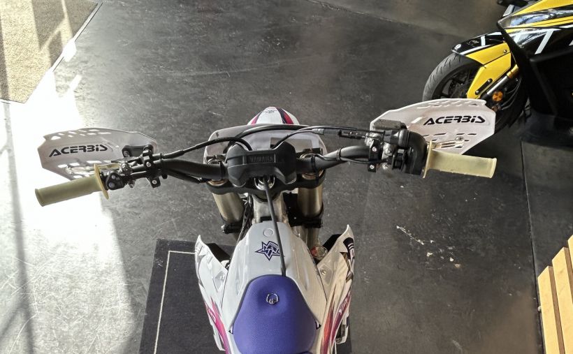 YAMAHA YZ250F 4