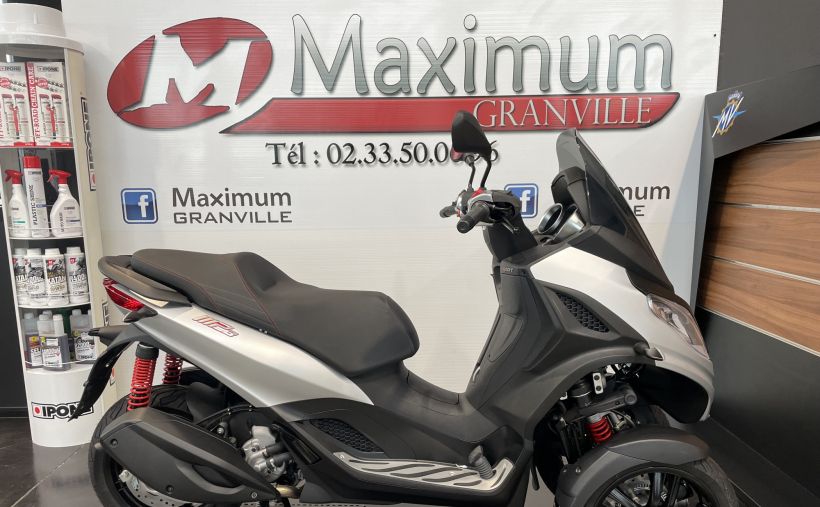 PIAGGIO MP3 300 HPE SPORT ABS ASR 0