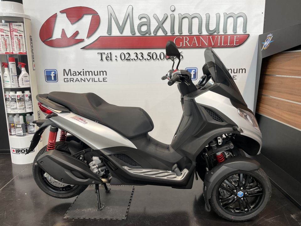 PIAGGIO MP3 300 HPE SPORT ABS ASR 0