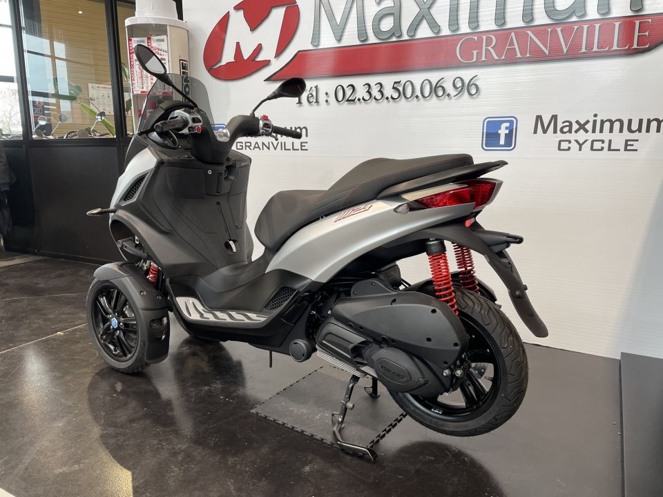 PIAGGIO MP3 300 HPE SPORT ABS ASR 24