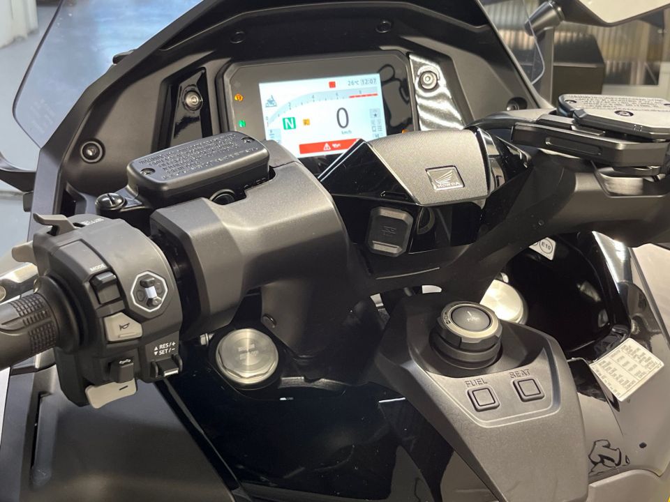 HONDA NSS FORZA 750 54