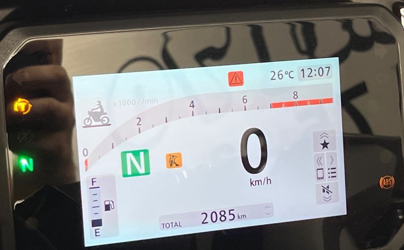 HONDA NSS FORZA 750 10