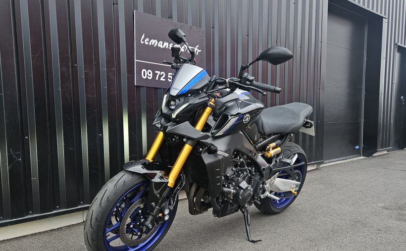 YAMAHA MT-09 SP 25