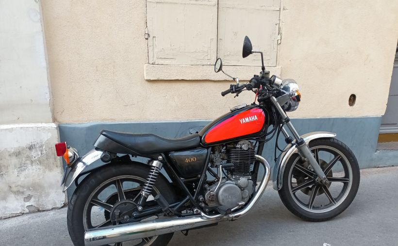 YAMAHA SR 400 0