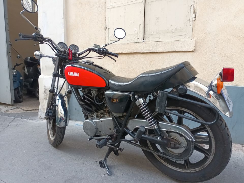 YAMAHA SR 400 3