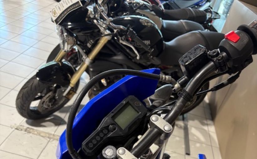 YAMAHA WR125 2