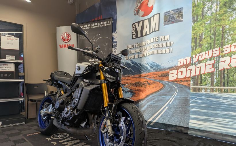 YAMAHA MT-09 SP 1