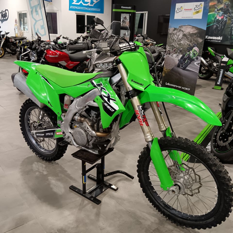 KAWASAKI KX250F CROSS 4