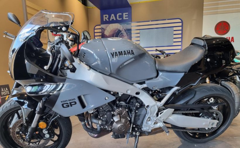 YAMAHA XSR 900 GP 0