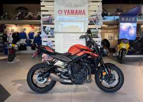 TRIUMPH TRIUMPH STREET TRIPLE 765 R 2024 141€/MOIS* GTIE CONSTRUCTEUR 10/26 - 2024