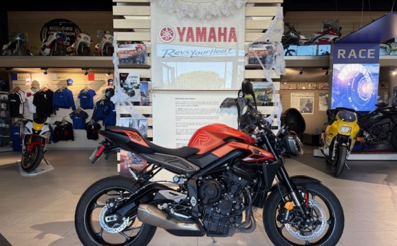 TRIUMPH TRIUMPH STREET TRIPLE 765 R 2024 141€/MOIS* GTIE CONSTRUCTEUR 10/26 0