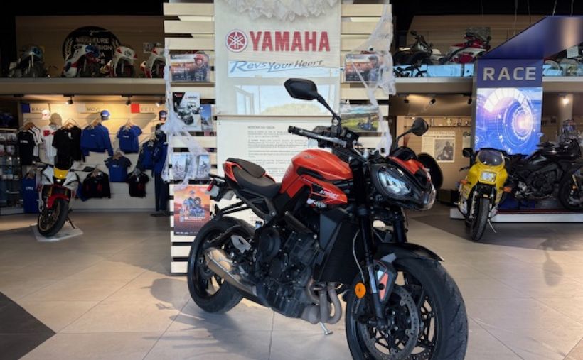 TRIUMPH TRIUMPH STREET TRIPLE 765 R 2024 141€/MOIS* GTIE CONSTRUCTEUR 10/26 1