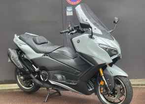 YAMAHA TMAX 560 TECH MAX TECHMAX 2025 - 301,35€/MOIS* - GARANTIE 5ANS - 2025