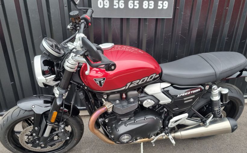 TRIUMPH SPEED TWIN 1200 6