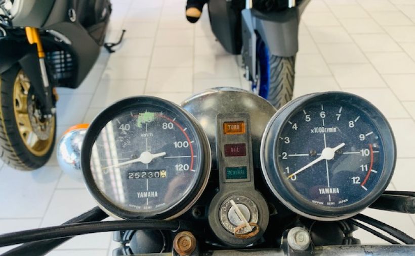 YAMAHA RD 90 5