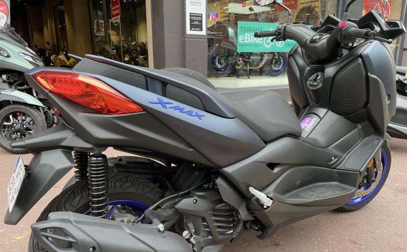 YAMAHA XMAX 125 2