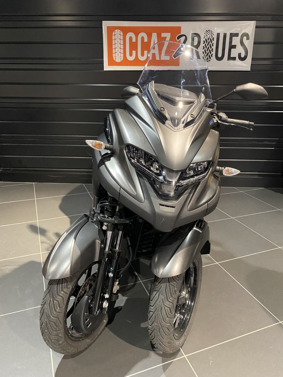 YAMAHA TRICITY 300 1