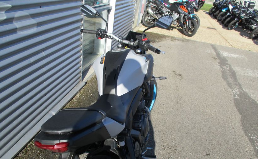 YAMAHA MT-07 2