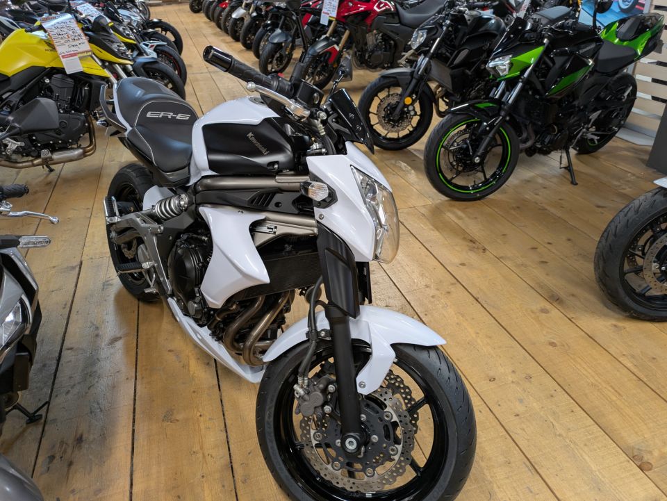 KAWASAKI ER-6 (47.5CV) 0