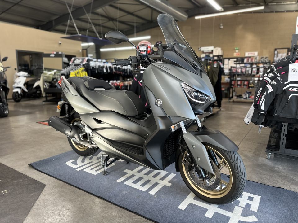 YAMAHA XMAX 125 TECH MAX 2