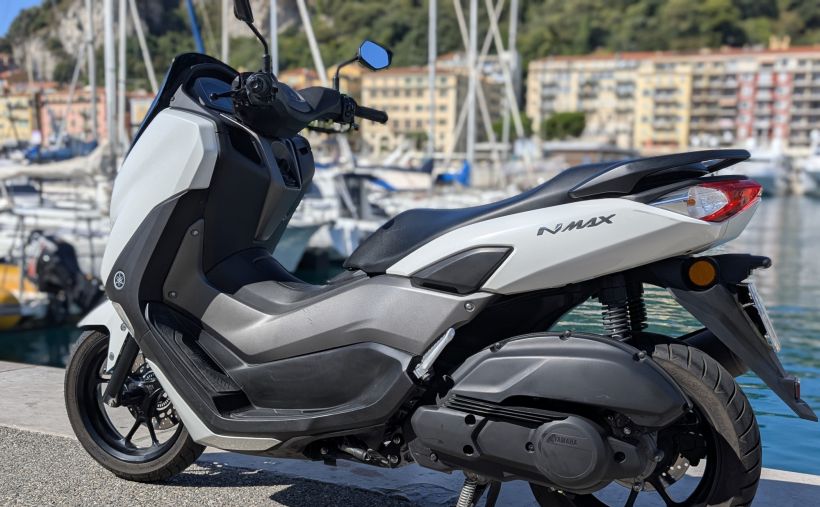 YAMAHA NMAX 125 4