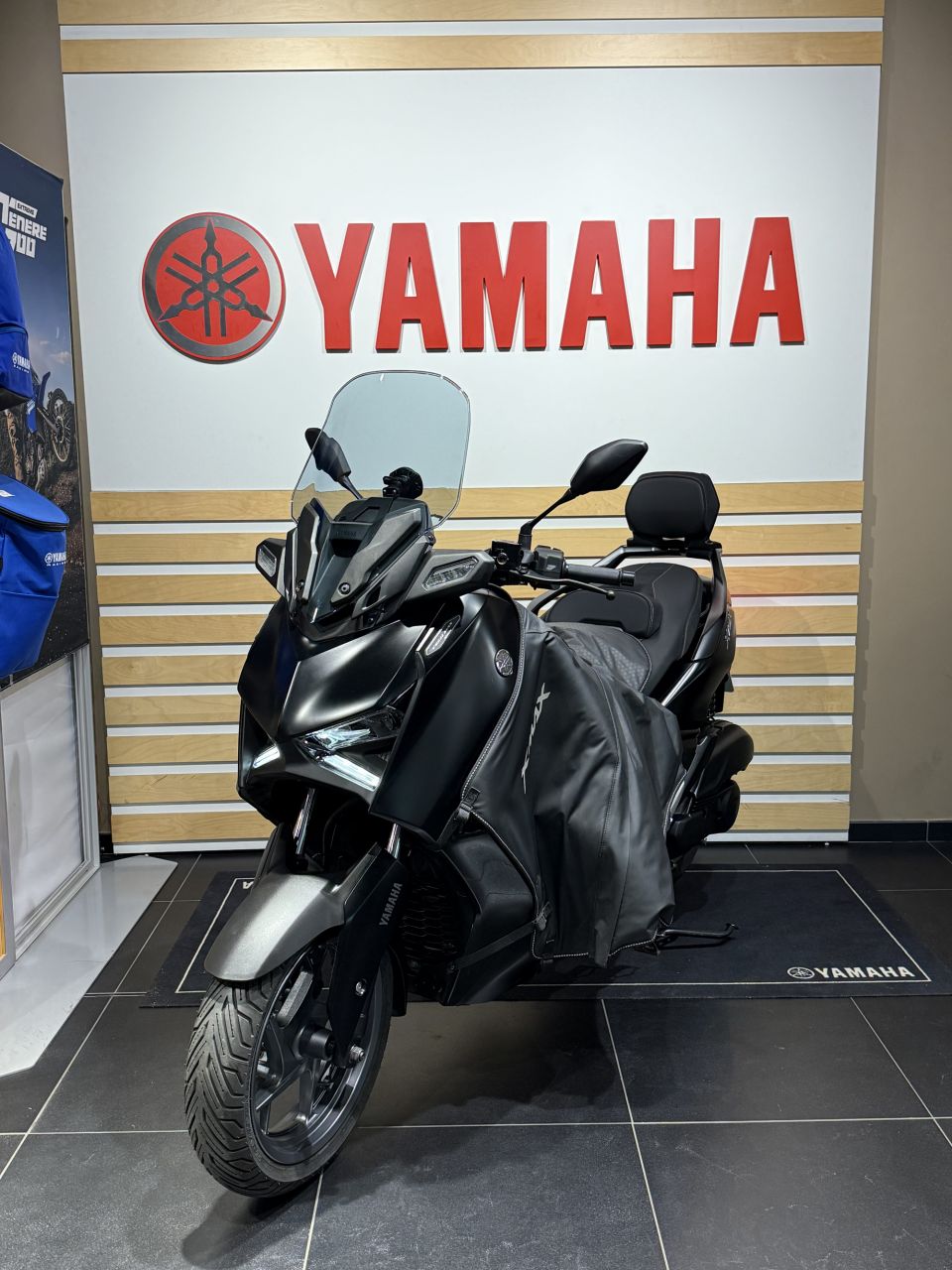 YAMAHA XMAX 125 TECH MAX 6