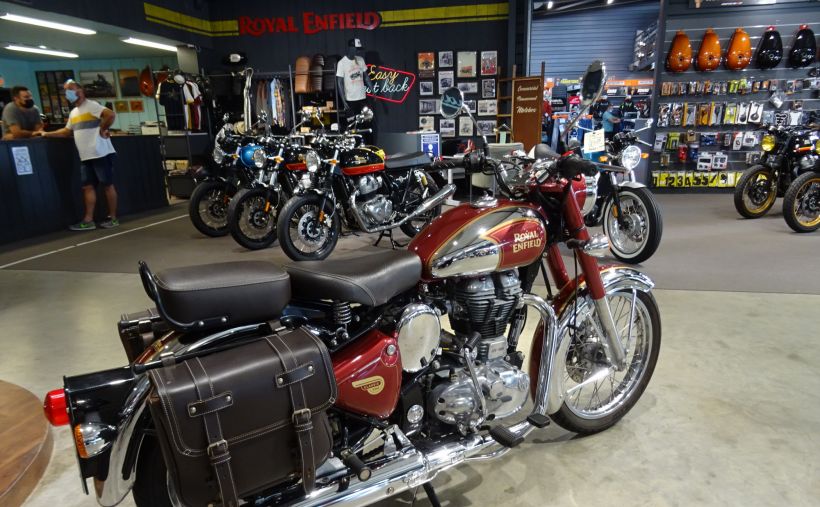 ROYAL ENFIELD BULLET CLASSIC 2