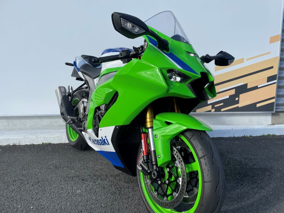 KAWASAKI ZX-10R 39