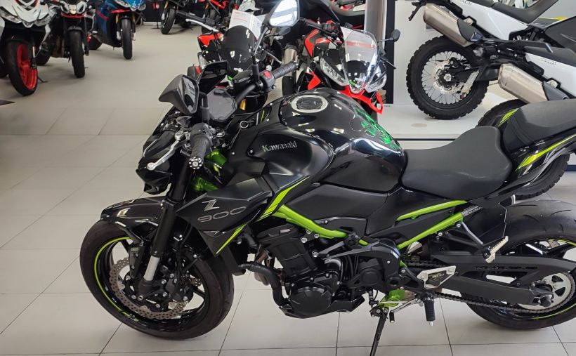 KAWASAKI Z 900 3