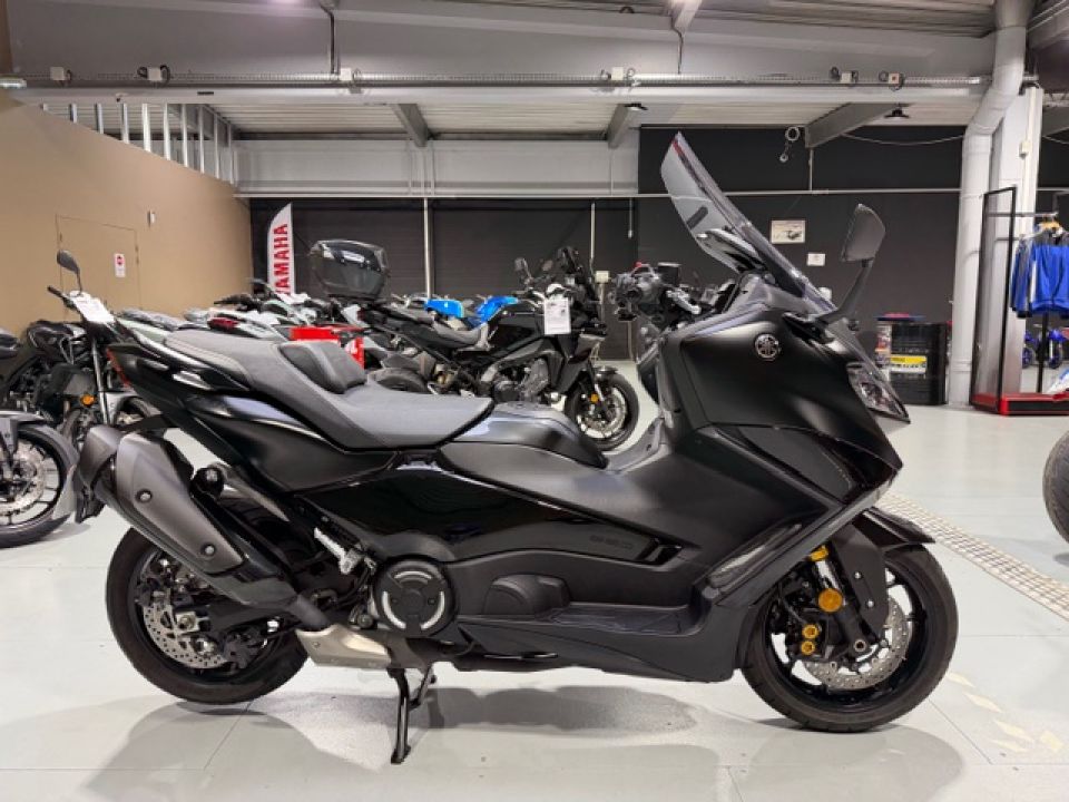 YAMAHA XP T-MAX 560 TECH MAX 3