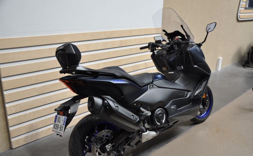 YAMAHA XP T-MAX 560 2