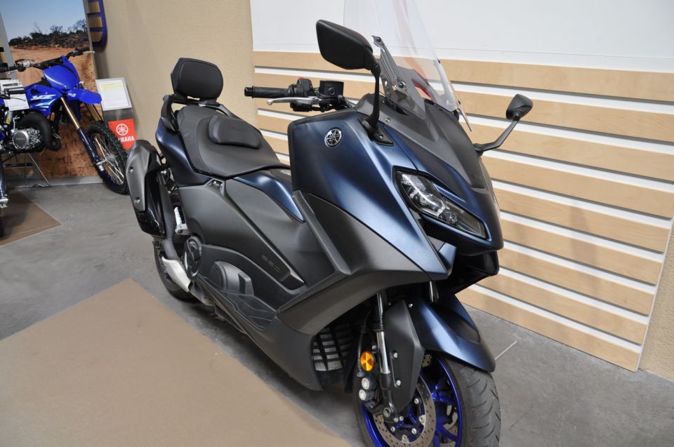 YAMAHA XP T-MAX 560 5