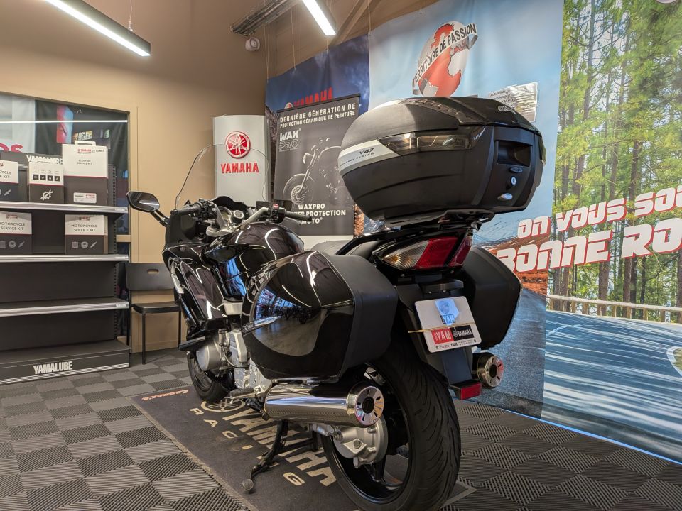 YAMAHA FJR 1300 AS 7