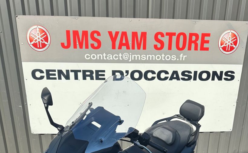 YAMAHA XP T-MAX 560 3