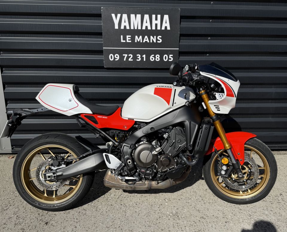 YAMAHA XSR 900 5