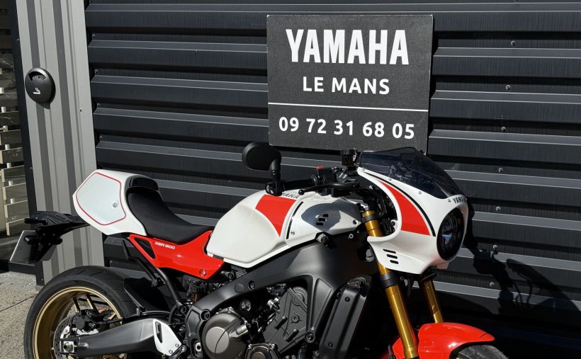 YAMAHA XSR 900 0
