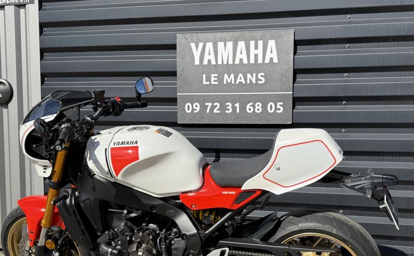YAMAHA XSR 900 25