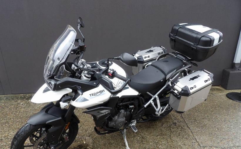 TRIUMPH Tiger 900 GT PRO 4