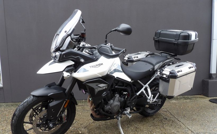 TRIUMPH Tiger 900 GT PRO 6