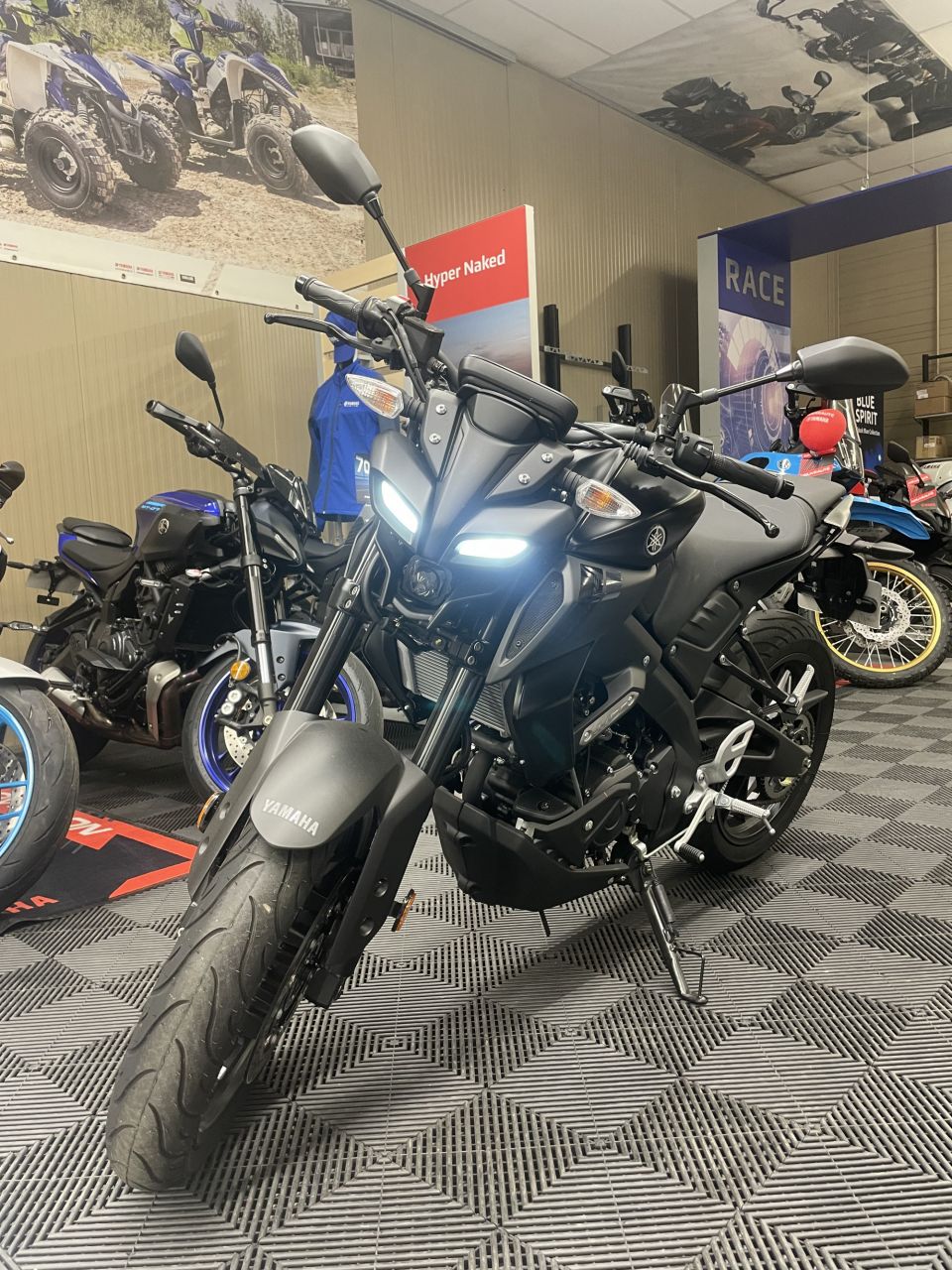 YAMAHA MT-125 ABS 0
