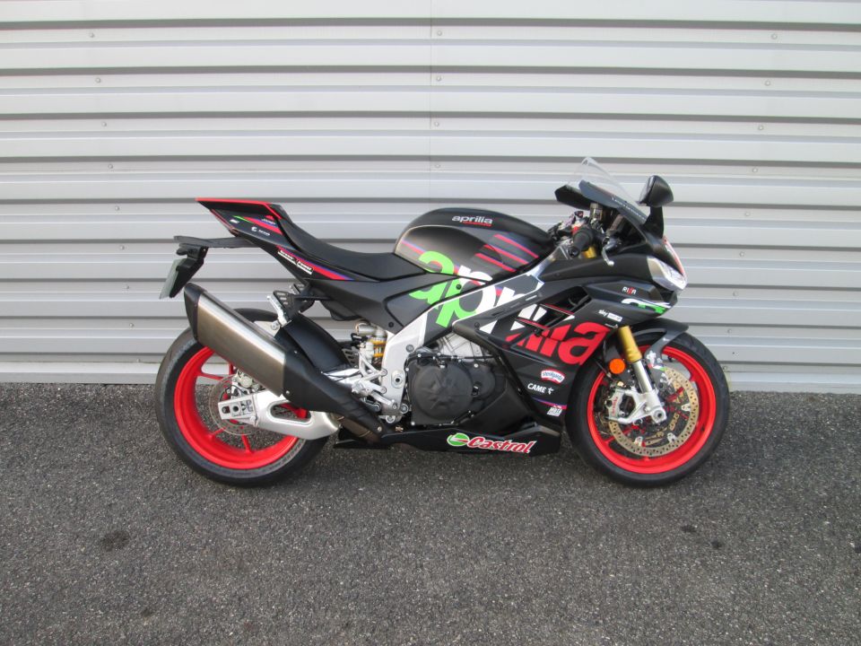 APRILIA RSV4 1100 RR 8