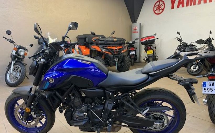 YAMAHA MT-07 0
