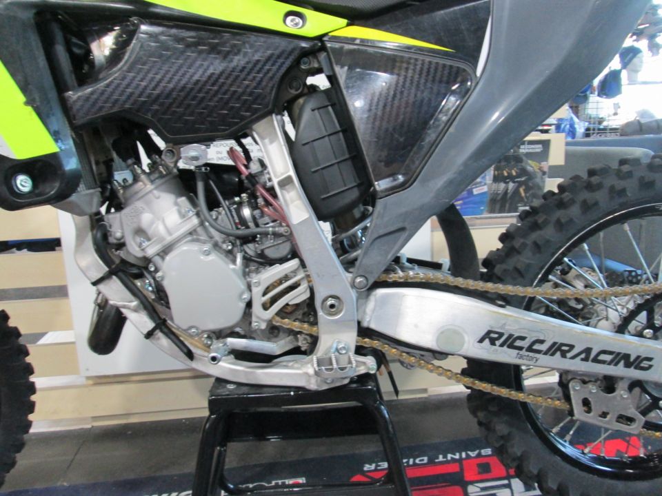 FANTIC 125 XX BLACK EDITION 4