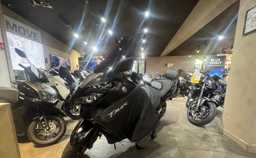 YAMAHA XP T-MAX 560 TECH MAX 1