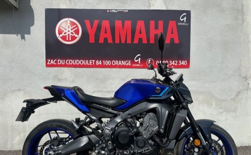 YAMAHA MT-09 0